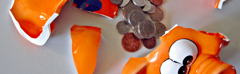 broken-piggy-bank-header